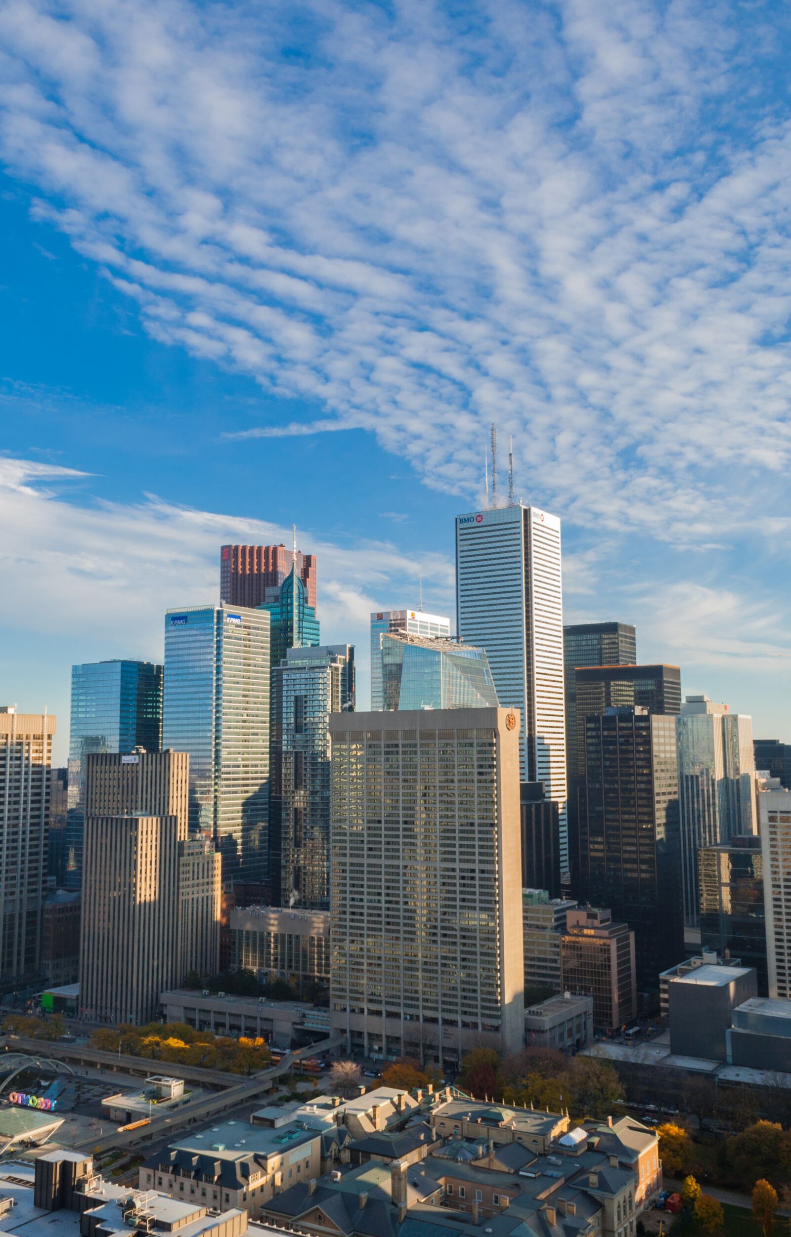 Nikon D5000 sample photo. City, toronto, building photography