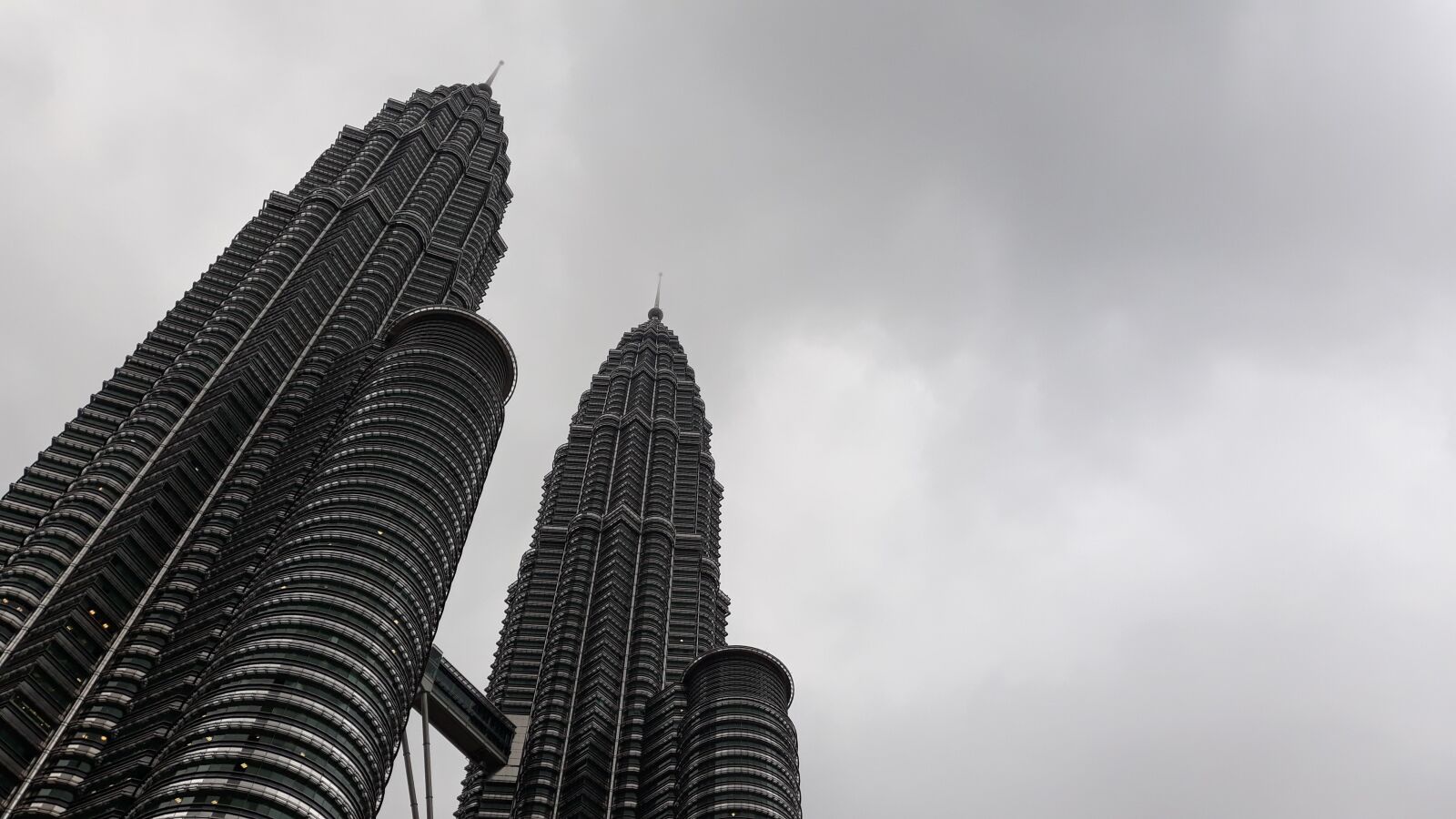 Samsung Galaxy J7 Pro sample photo. Klcc, malaysia, tall photography