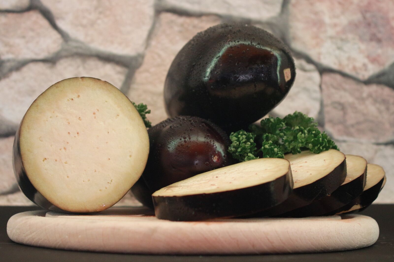 Canon EF-S 18-55mm F3.5-5.6 IS sample photo. Eggplant, vegetables, food photography