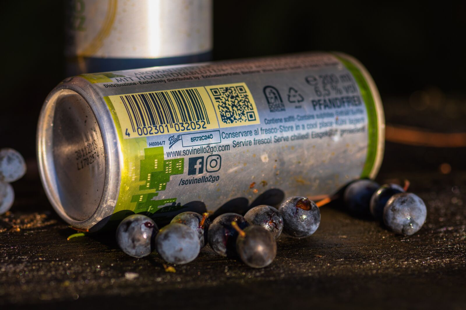 Nikon D7200 sample photo. Cans, garbage, tin photography