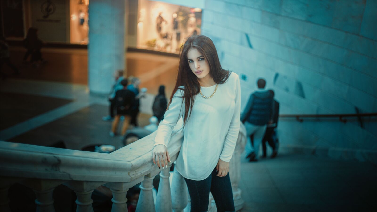 Canon EOS 5D Mark III sample photo. Stylish, beautiful, young photography