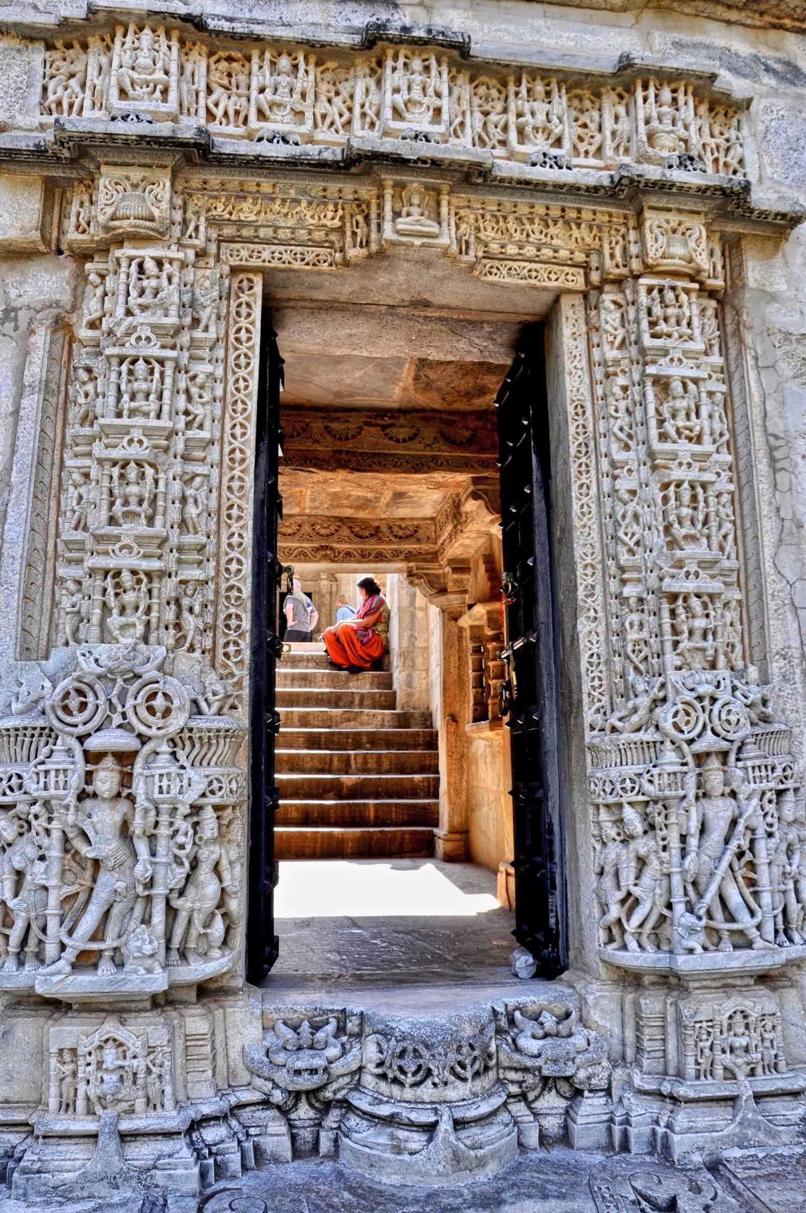 Nikon D5000 sample photo. Dzinijska temple, religion, stone photography