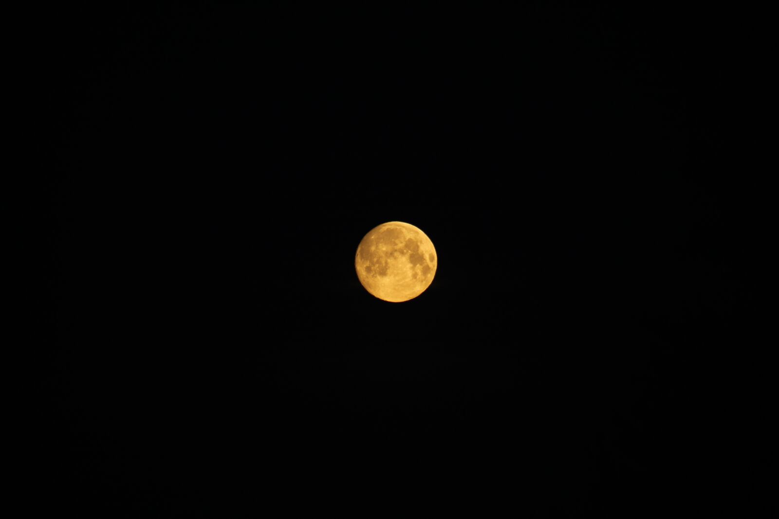 Canon EOS 1300D (EOS Rebel T6 / EOS Kiss X80) sample photo. Moon, night, full moon photography