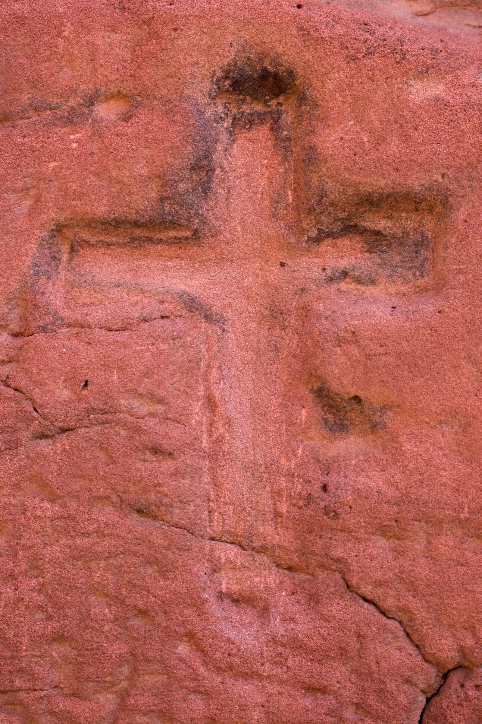Canon EOS 700D (EOS Rebel T5i / EOS Kiss X7i) sample photo. Religion, red stone, cross photography