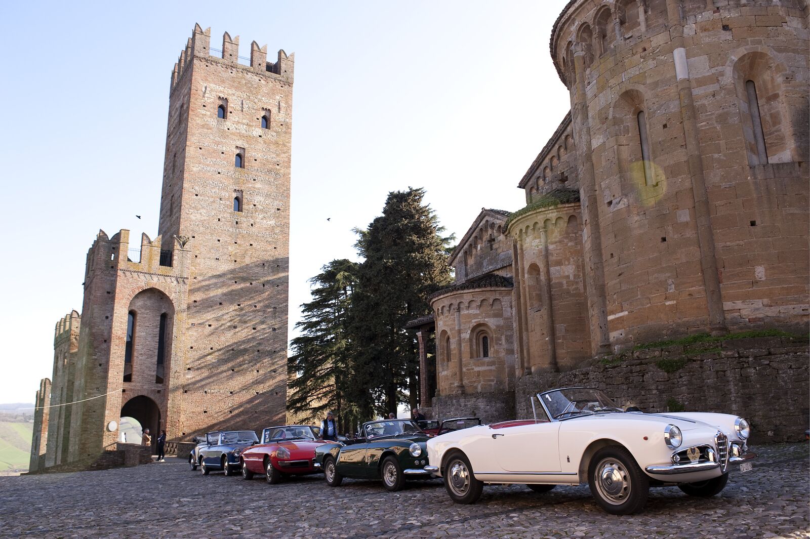 Nikon D700 sample photo. Piacenza, auto, castle photography