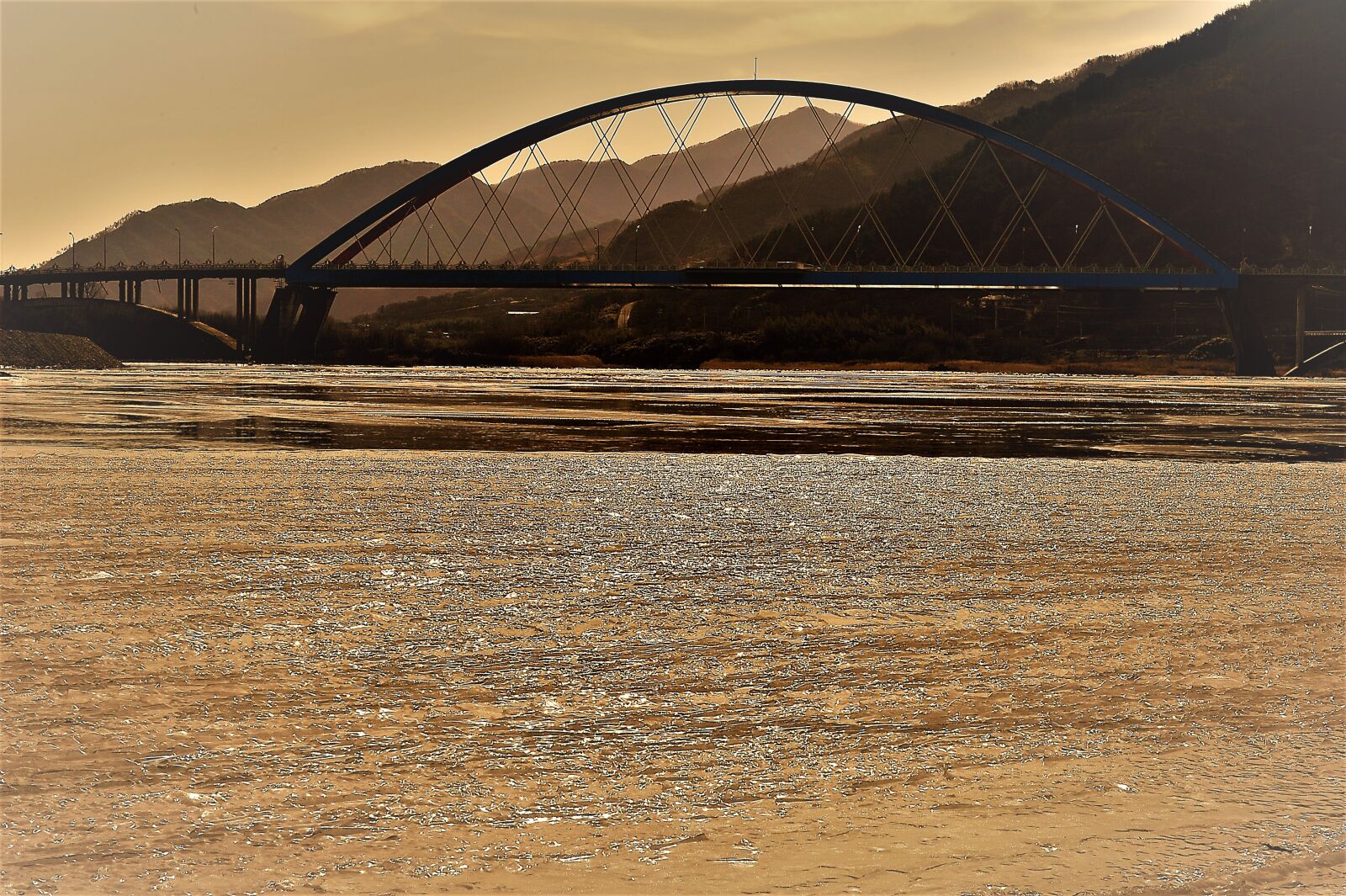 Nikon D3S sample photo. Seomjin, icing, the island photography