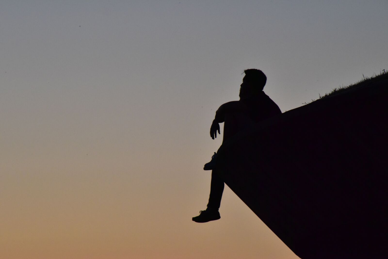 Nikon D810 sample photo. Thinking, silhouette, portrait photography