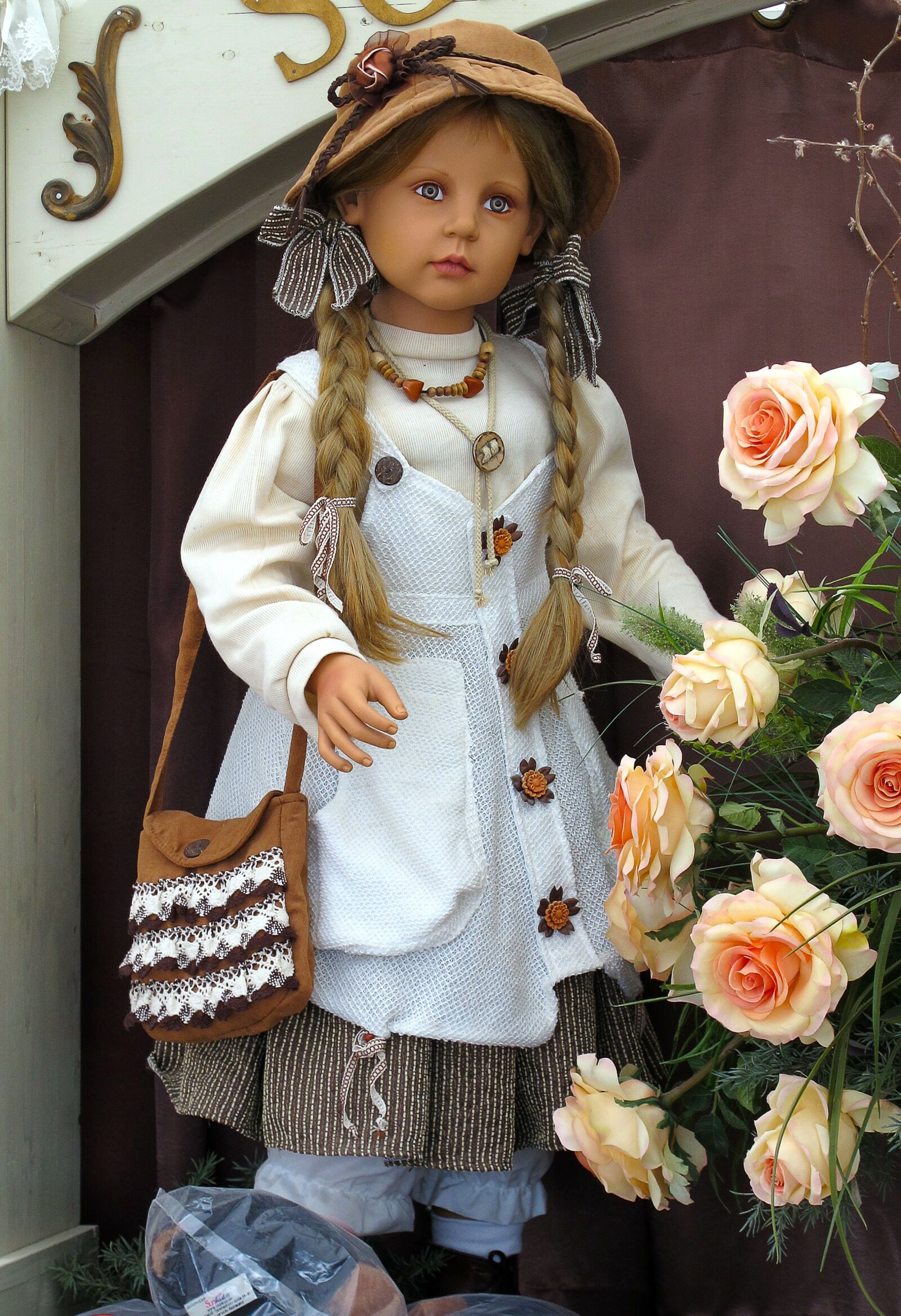 Canon PowerShot G12 sample photo. Doll, girl, vintage photography