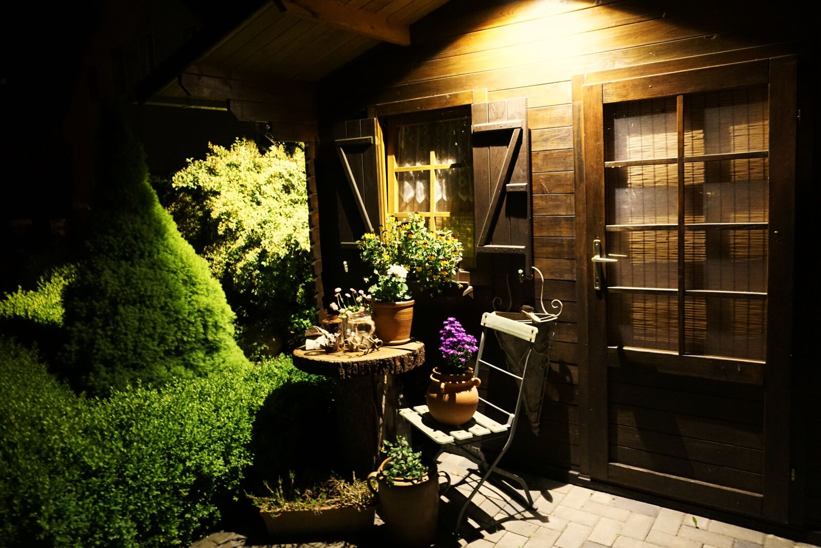 Sony a6000 sample photo. Garden shed, woodhouse, hut photography