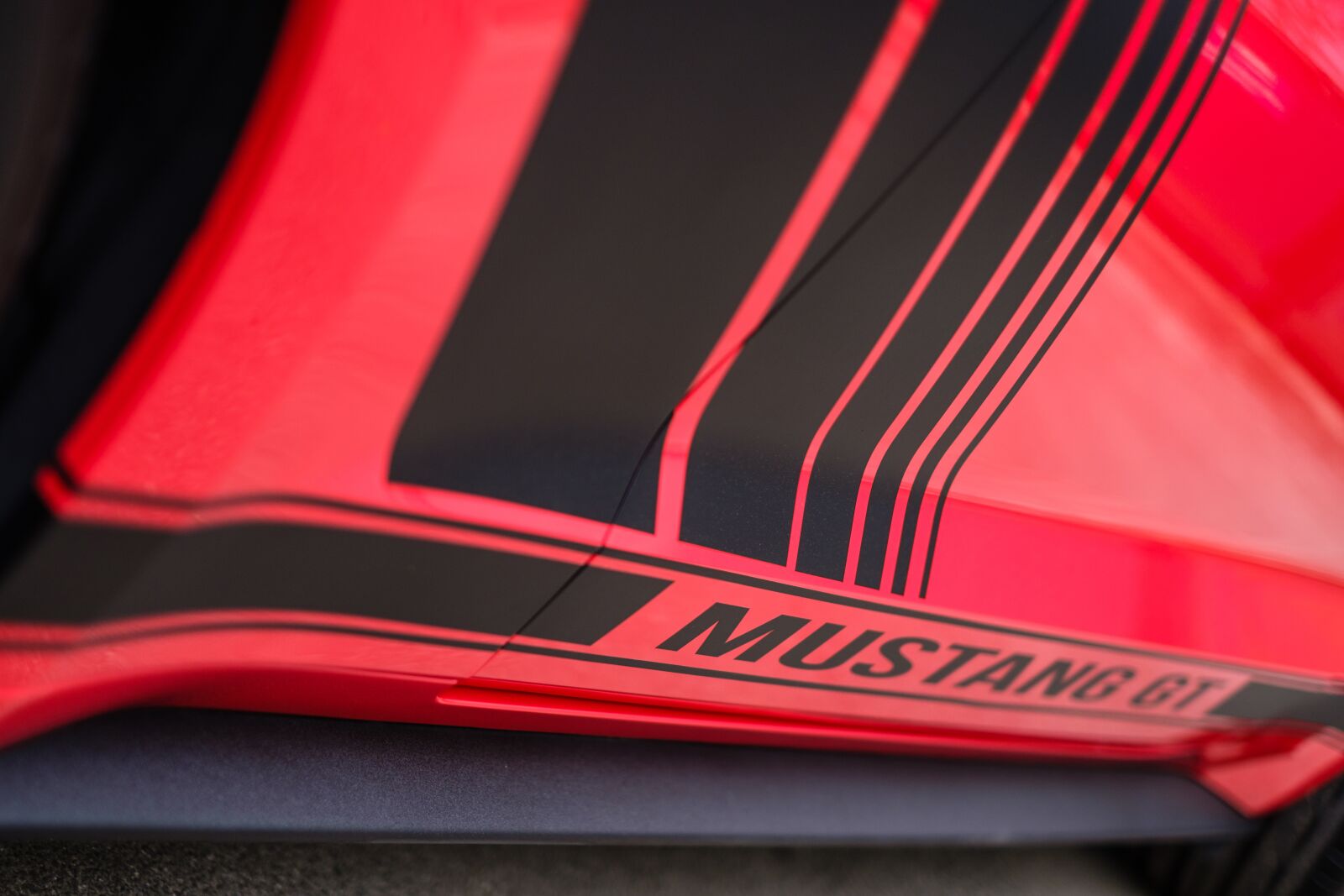 Fujifilm X-T2 + Fujifilm XF 35mm F1.4 R sample photo. Mustang, gt, red photography
