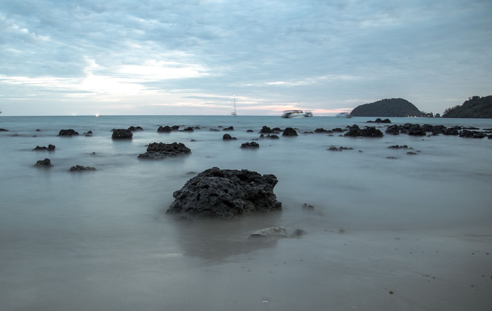 Canon EOS 6D + Canon EF 24-105mm F4L IS USM sample photo. Sea, shore, sunset photography