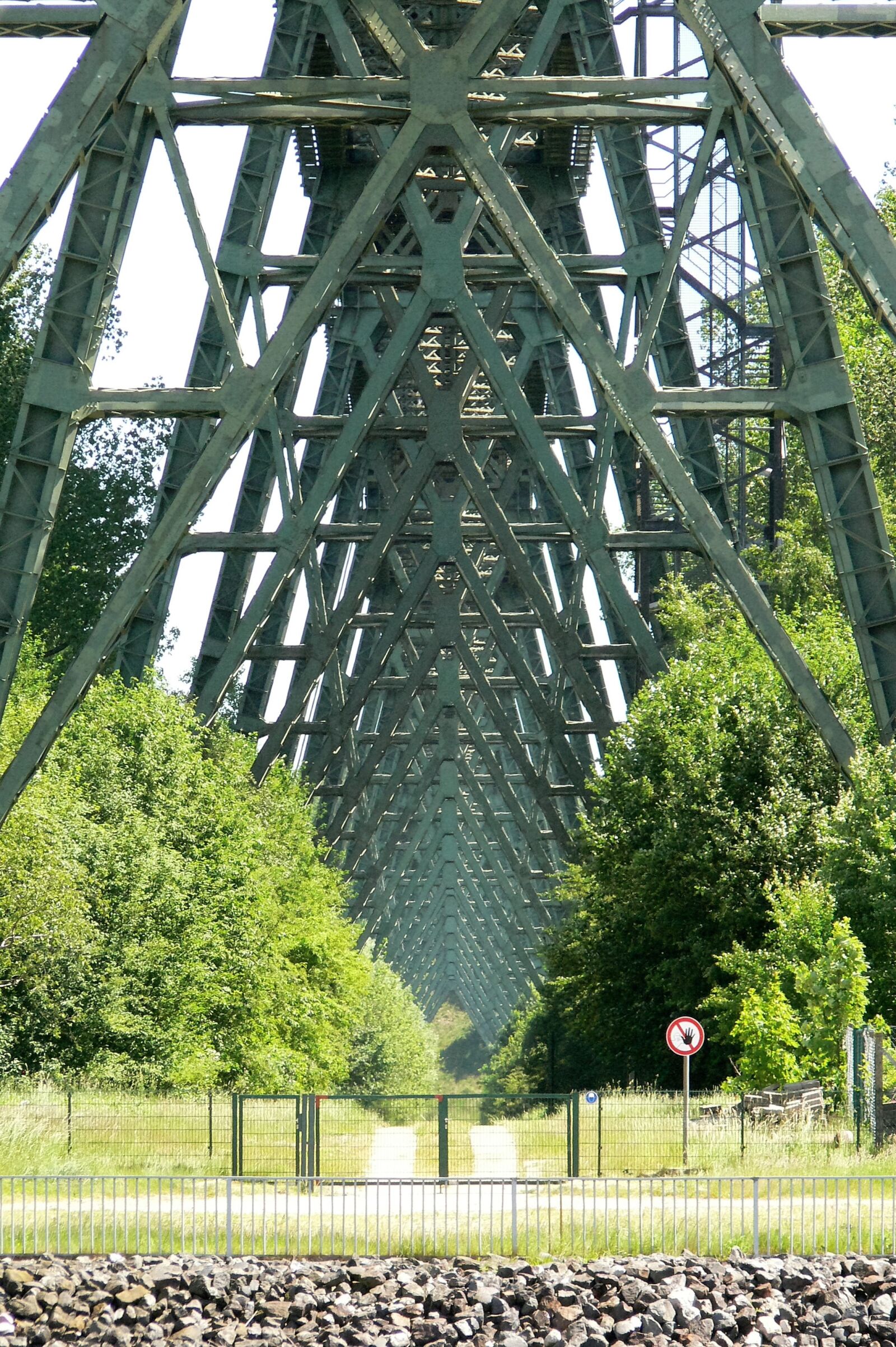 Panasonic DMC-FZ30 sample photo. High bridge, railway bridge photography
