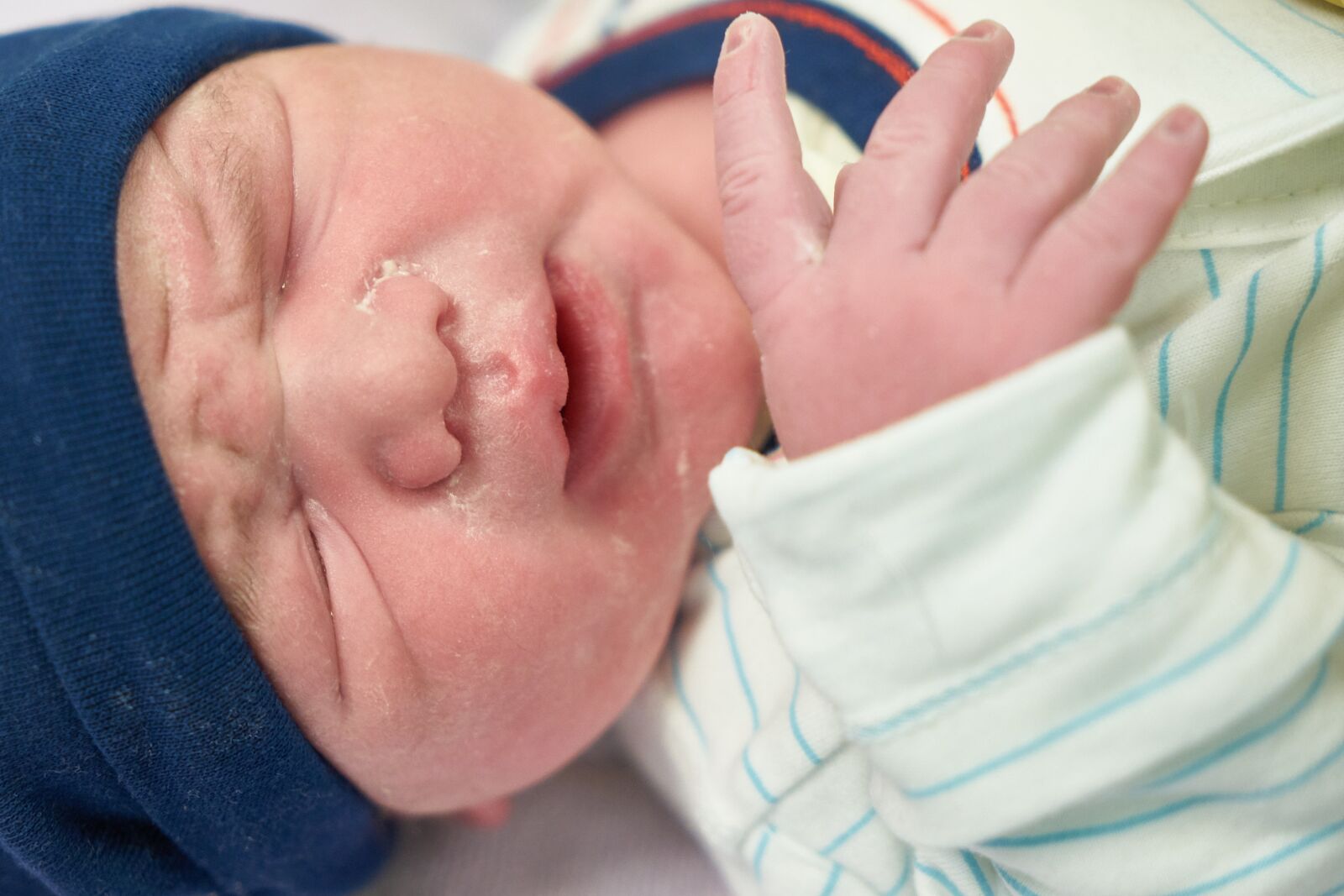 Sony a7R II sample photo. Baby, cute, birth photography
