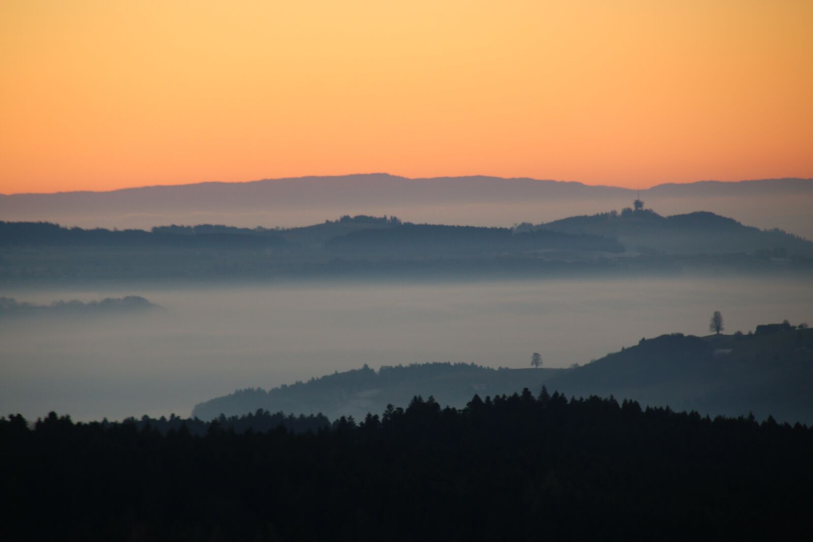 Canon EOS 70D sample photo. Sea of fog, landscape photography