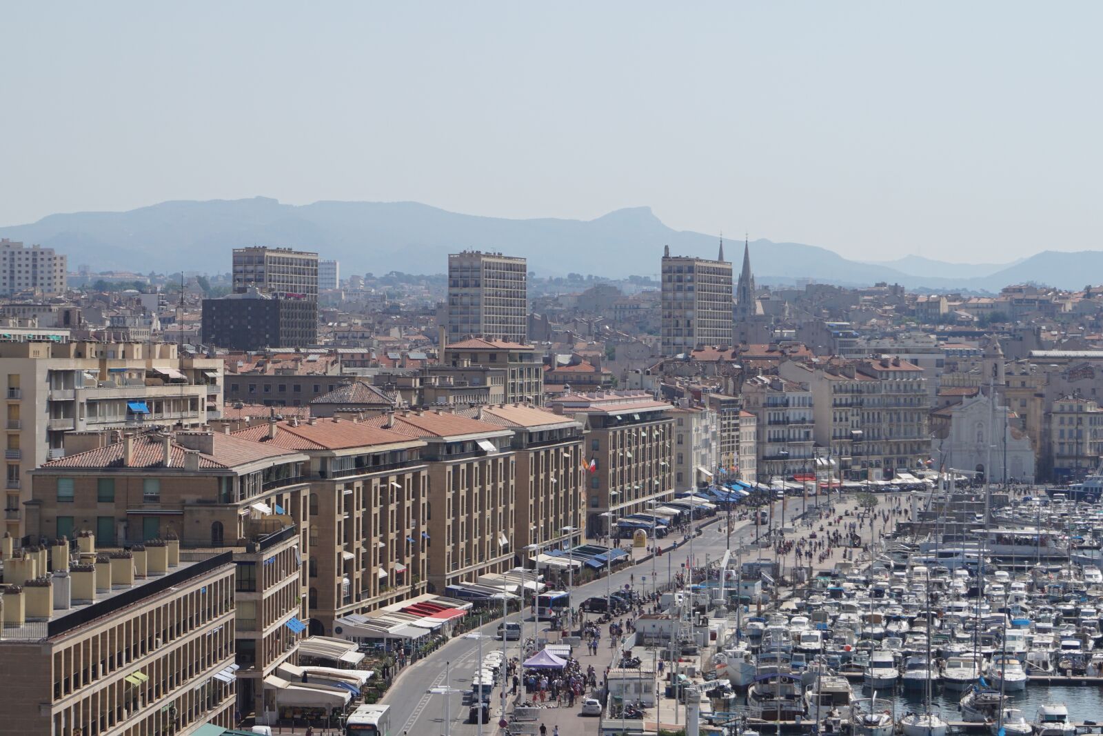 Sony E 16-50mm F3.5-5.6 PZ OSS sample photo. Marseille, city, port photography