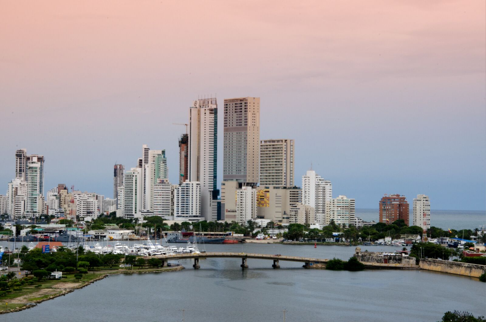 Nikon D5100 sample photo. Caribbean, colombia, cartagena photography