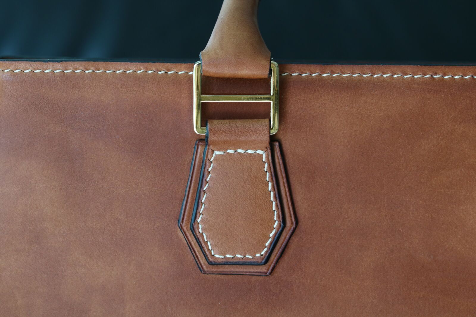 Canon EOS 750D (EOS Rebel T6i / EOS Kiss X8i) sample photo. Leather craft, handbags, hobby photography