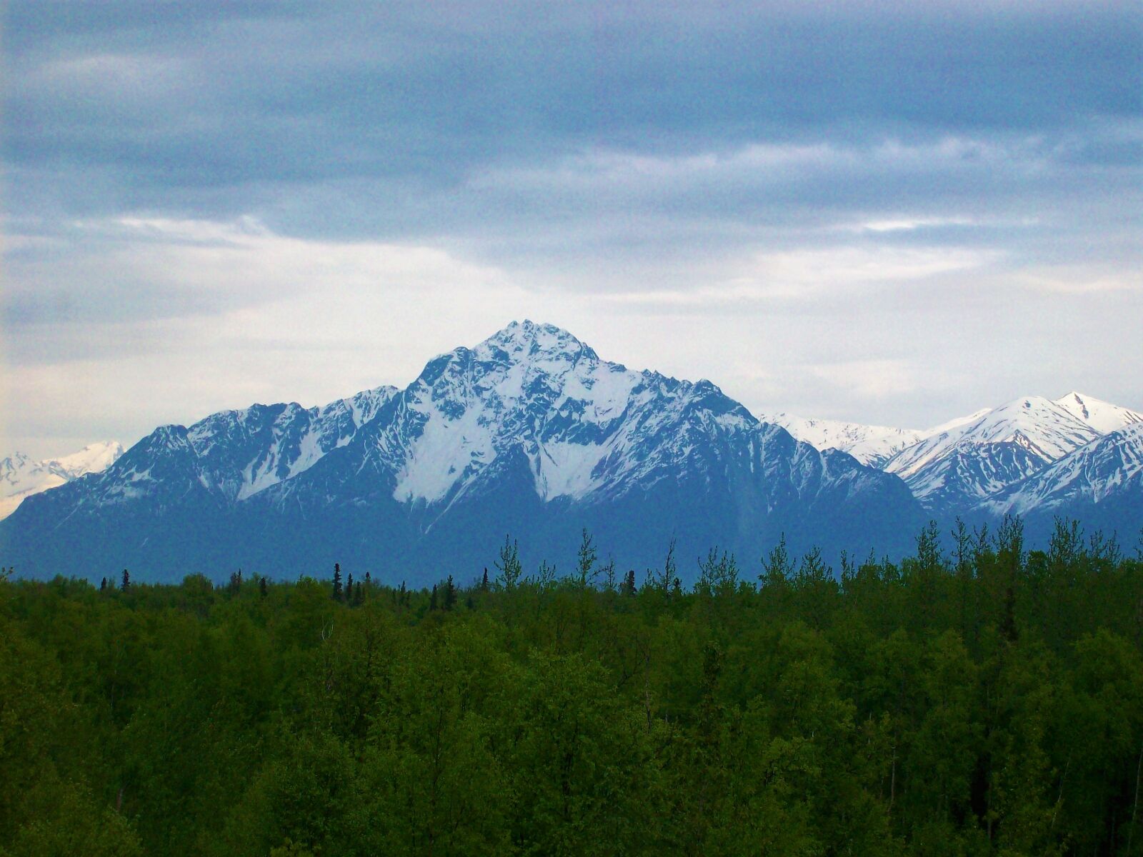 Kodak EASYSHARE C713 ZOOM DIGITAL CAMERA sample photo. Alaska, mountain, nature photography