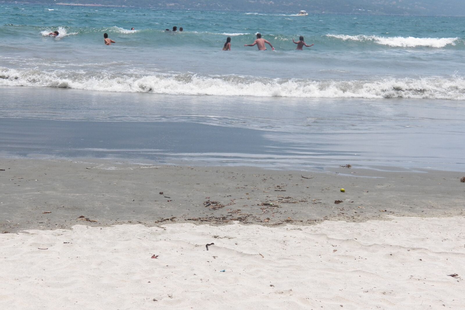 Kodak EasyShare Z990 (EasyShare Max) sample photo. Beach, beira mar, mar photography