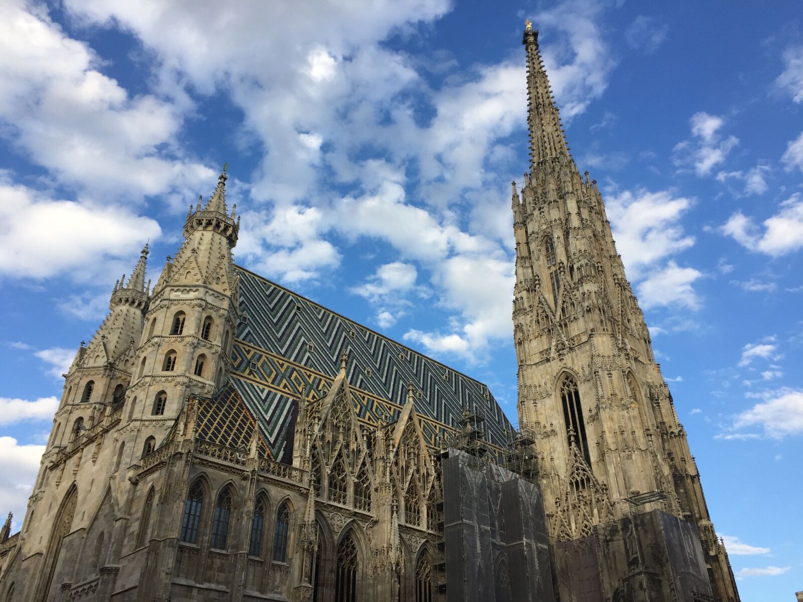 Apple iPhone 6 sample photo. St stephan's cathedral, vienna photography