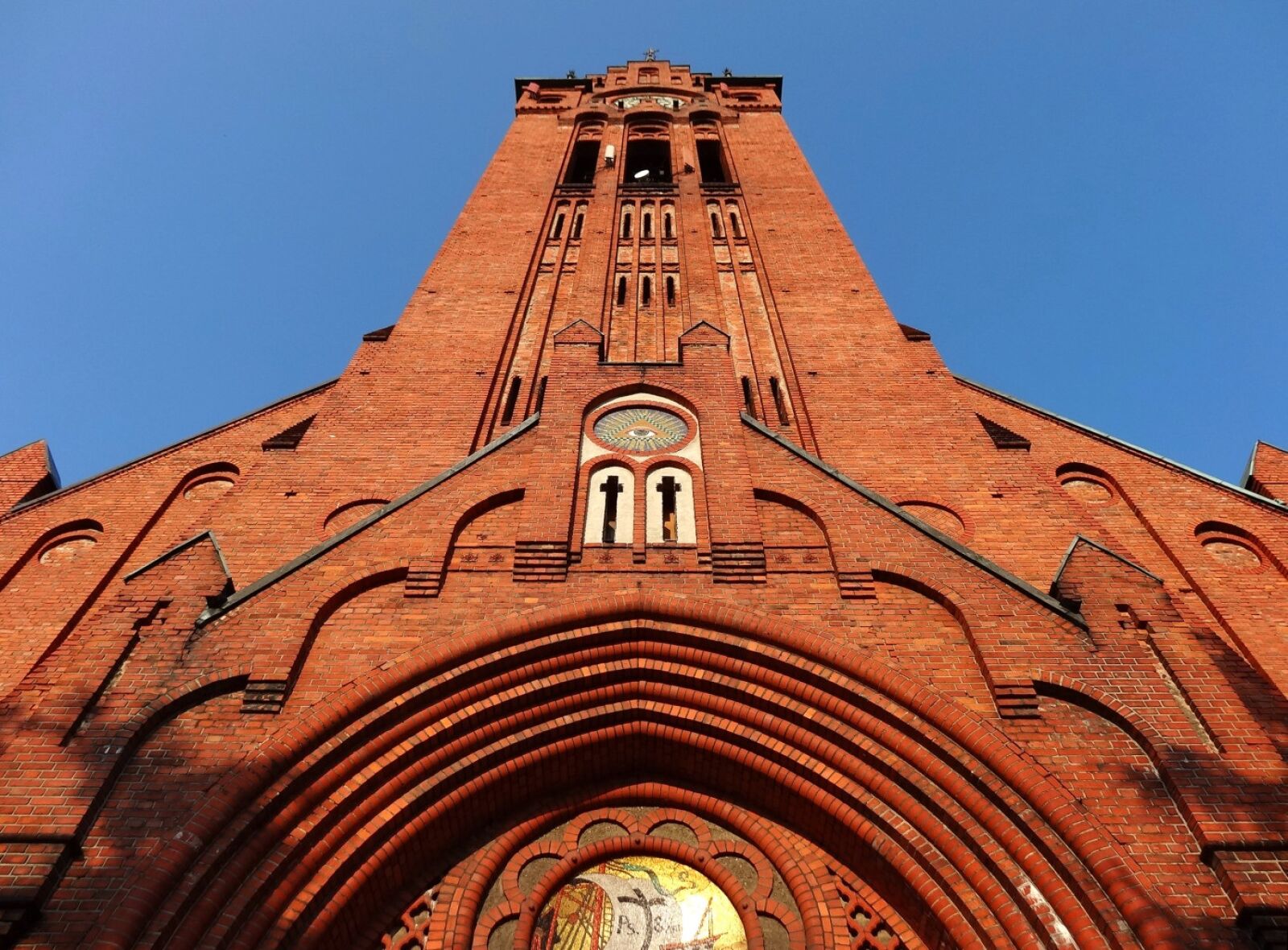 Sony Cyber-shot DSC-HX20V sample photo. Saint andrew bobola, church photography