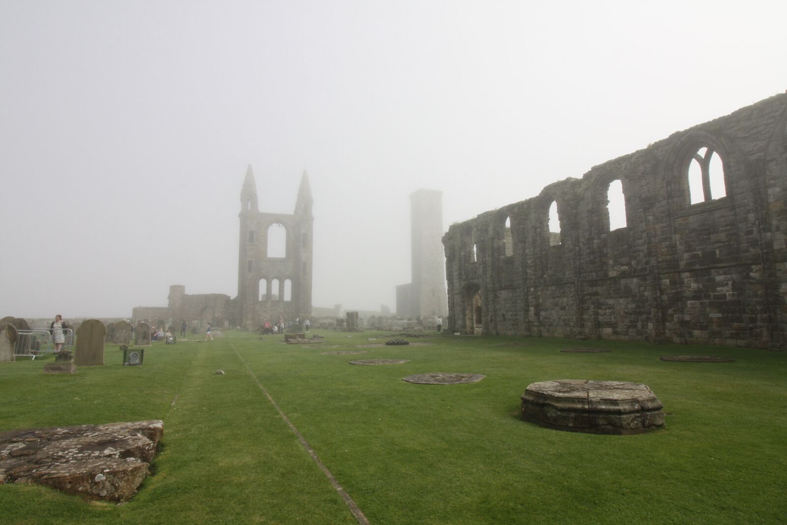 Canon EOS 450D (EOS Rebel XSi / EOS Kiss X2) sample photo. Scotland, travel, monument photography