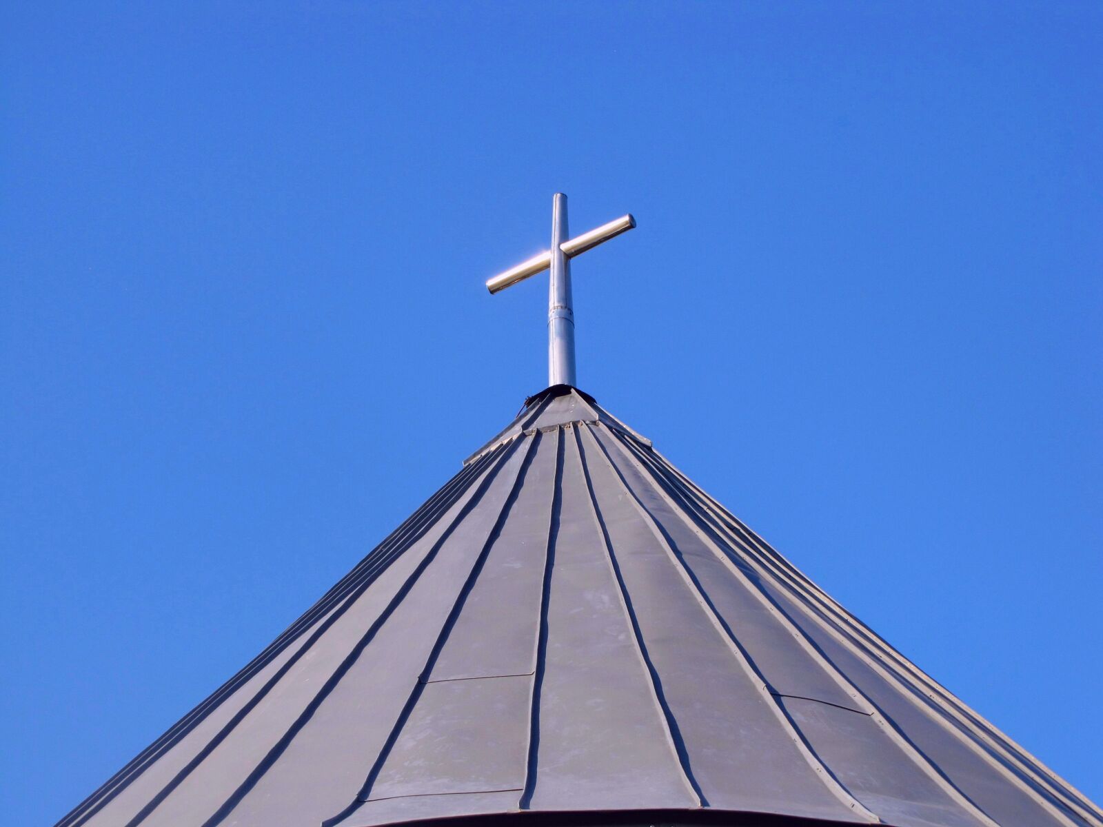 Canon PowerShot SX10 IS sample photo. Christianity, cross, symbol photography