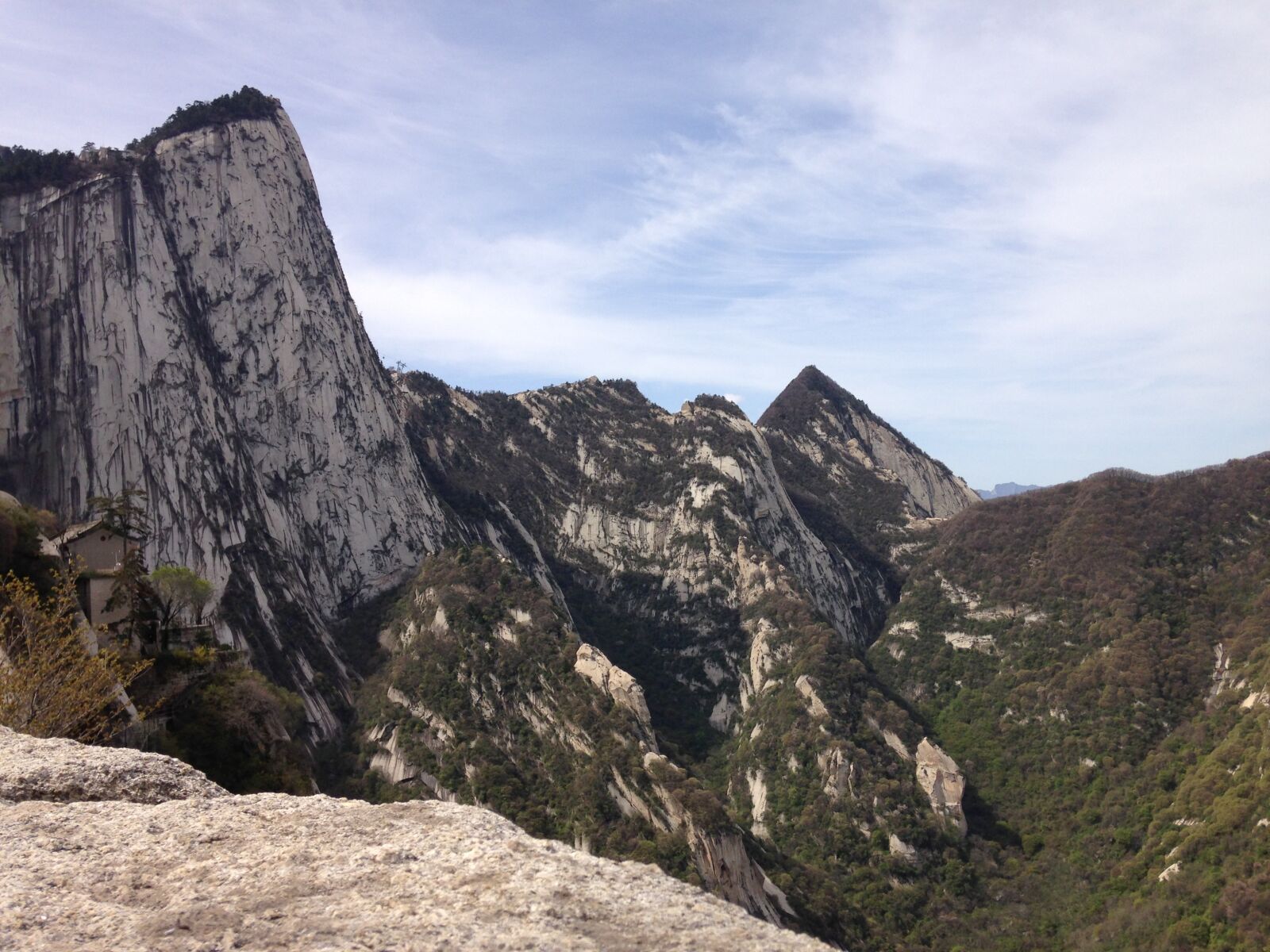 iPhone 5 back camera 4.12mm f/2.4 sample photo. Mountain, backdrop, landscape photography