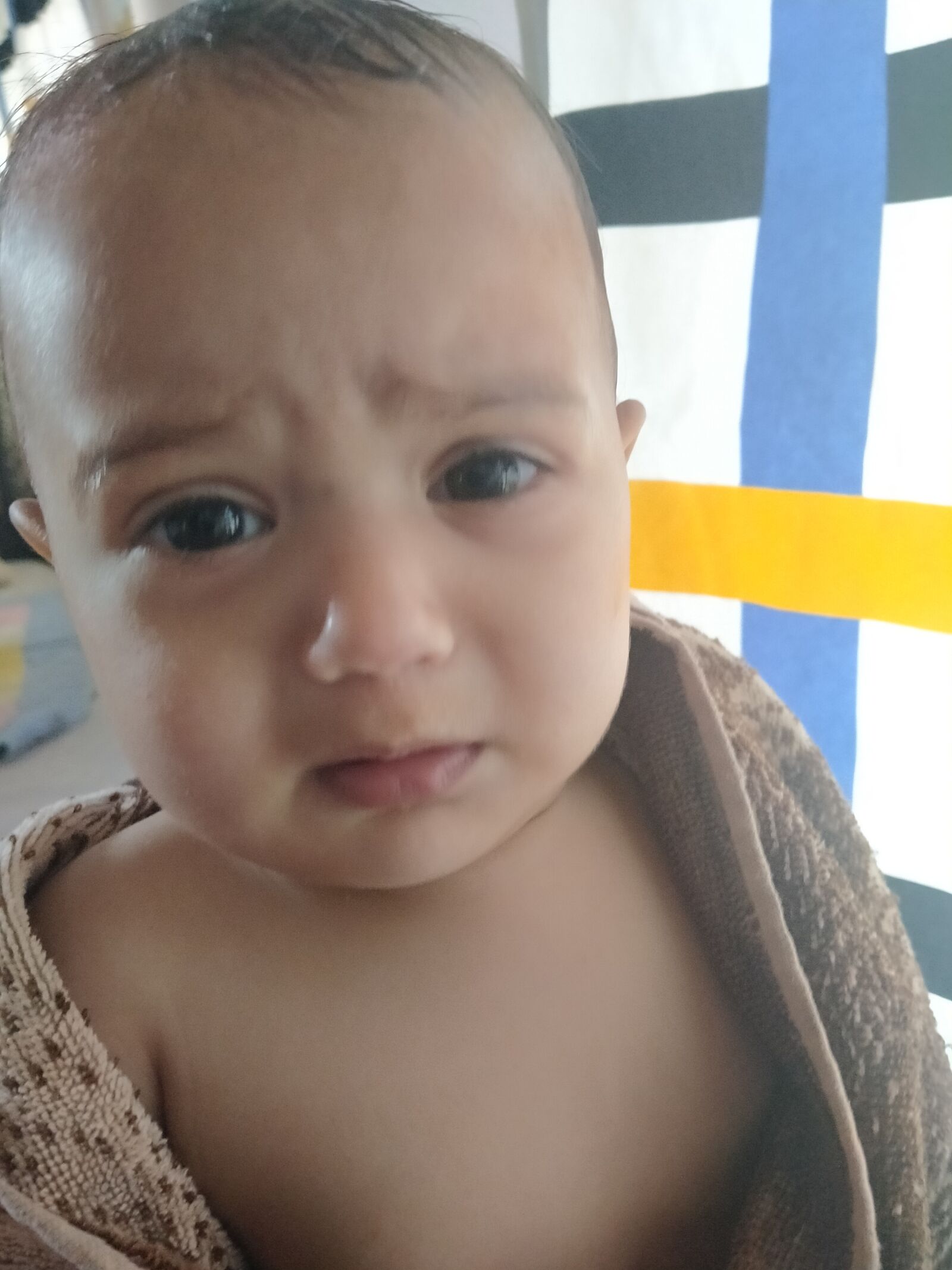 OPPO A5 2020 sample photo. Kid, crying, bath photography