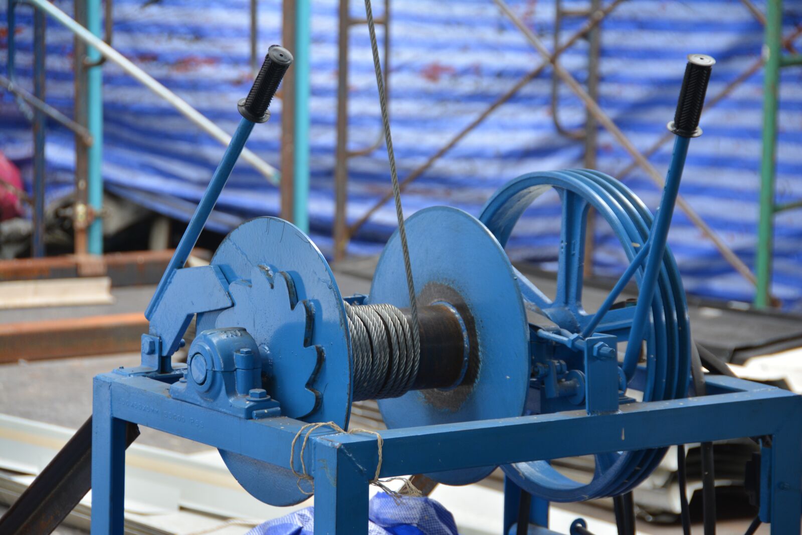 Nikon D5200 sample photo. Winch, cable wire, cable photography