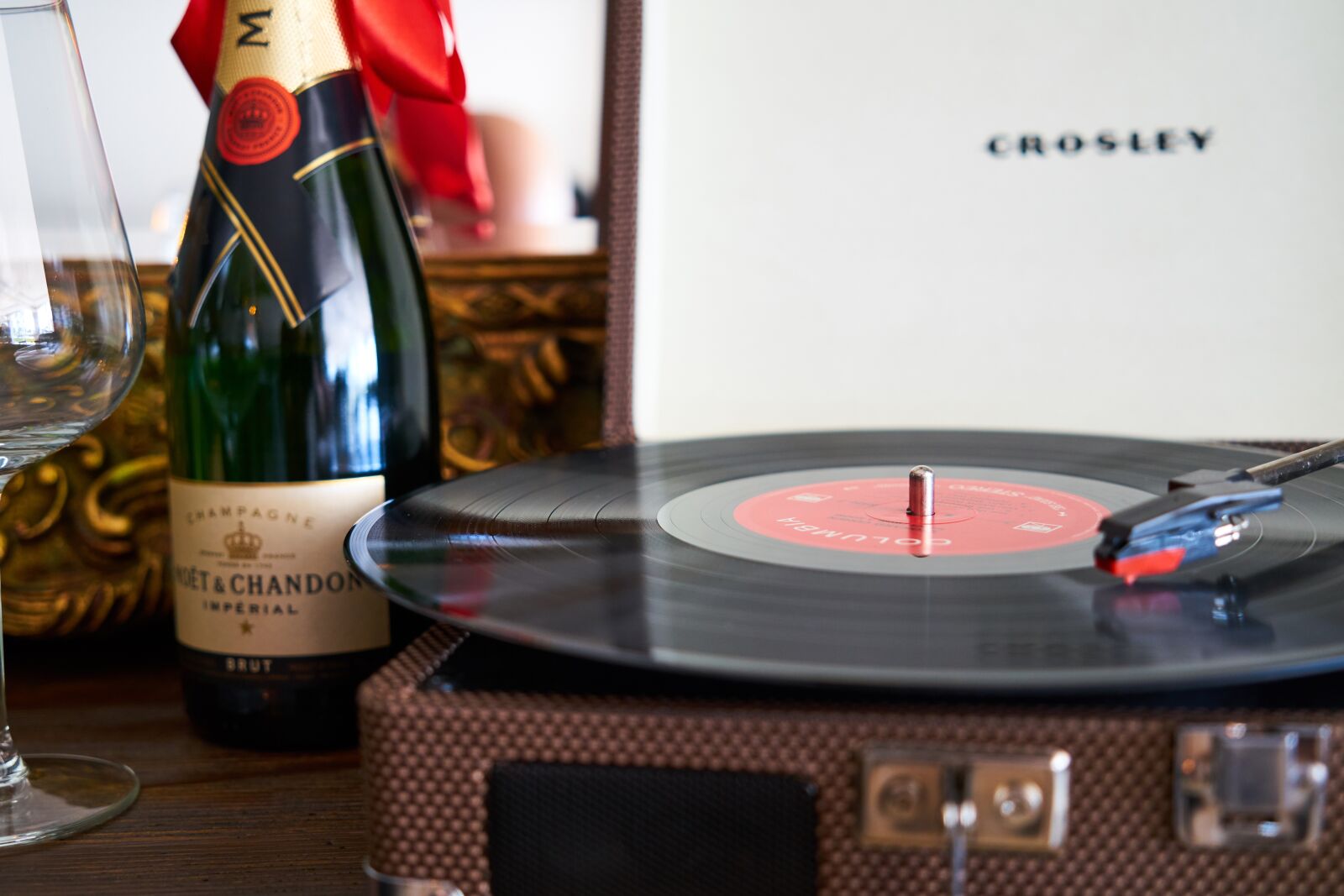 Sony a7R II sample photo. Music, record, old photography