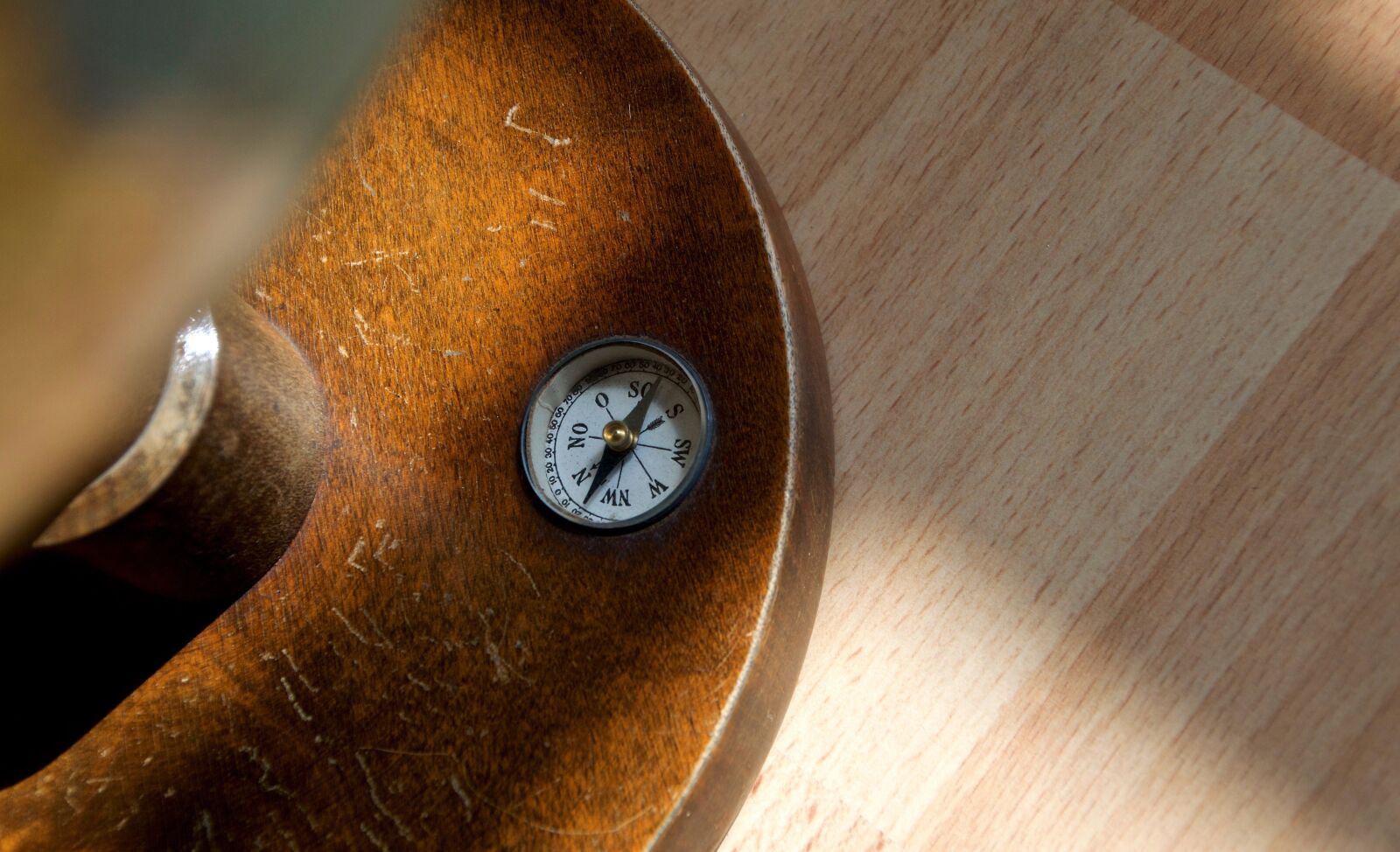 Nikon D3200 sample photo. Compass, magnetic needle, windrose photography