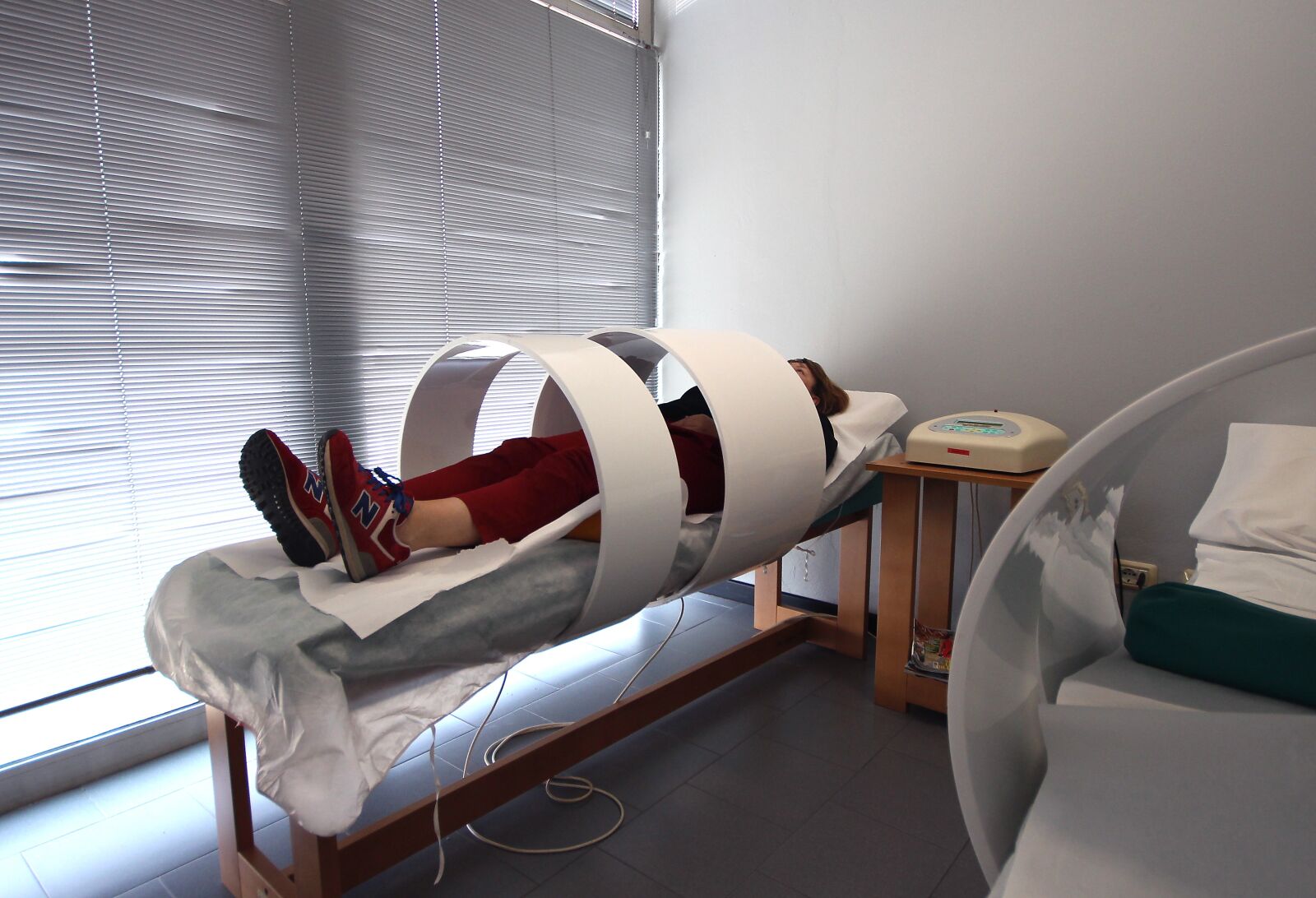 Canon EOS 700D (EOS Rebel T5i / EOS Kiss X7i) sample photo. Magnetic therapy, health, rehabilitation photography