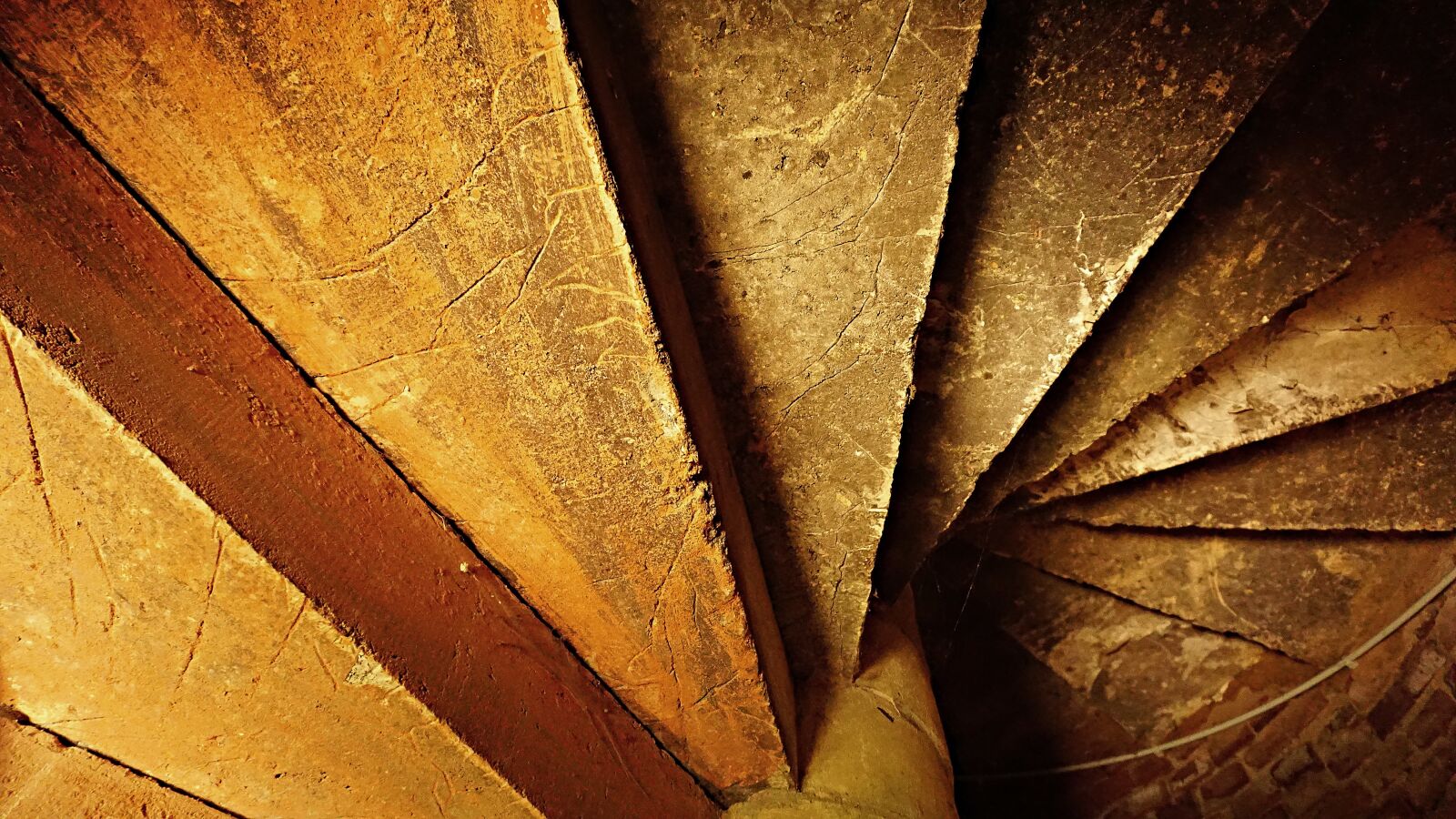 Sony E 16-50mm F3.5-5.6 PZ OSS sample photo. Stairs, gradually, emergence photography