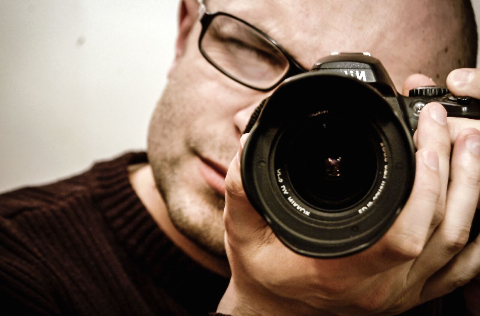 Nikon D40 sample photo. Photo camera, lens, equipment photography