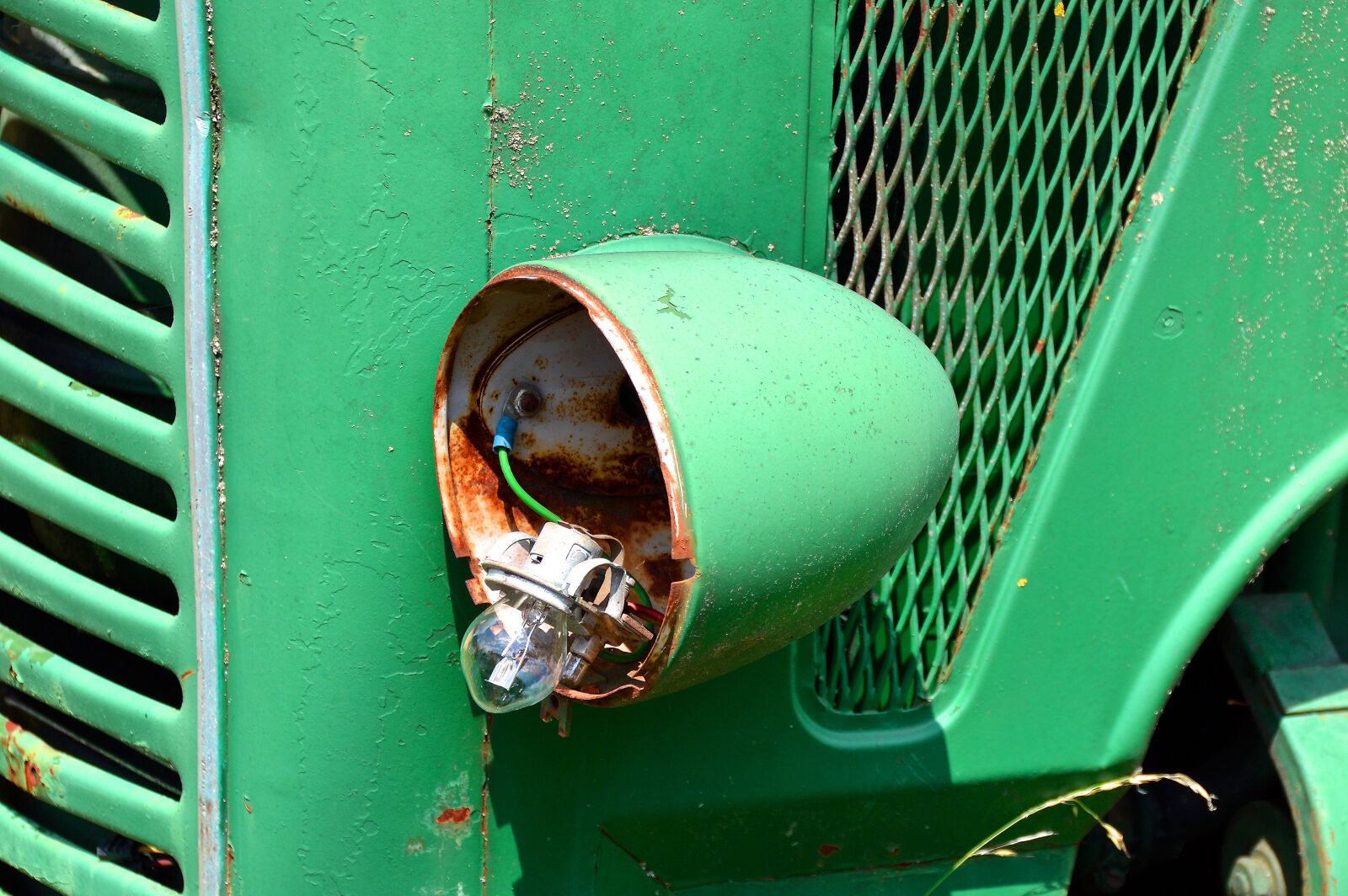 Nikon D3200 sample photo. Old tractor, tractor, bulldog photography