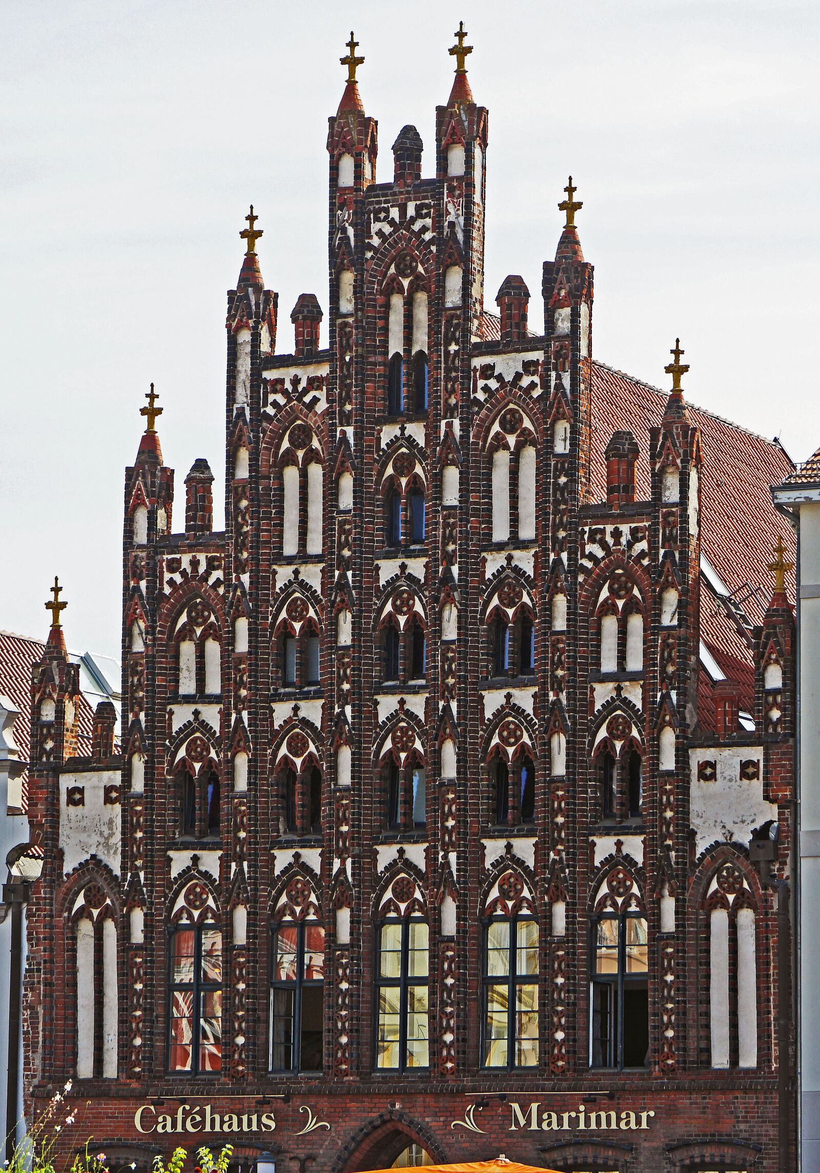 Panasonic Lumix DMC-GH3 sample photo. Jewelery gable, hanseatic city photography
