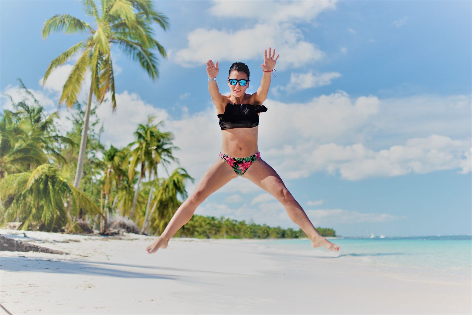 Nikon D3100 sample photo. Girl, woman, jump photography