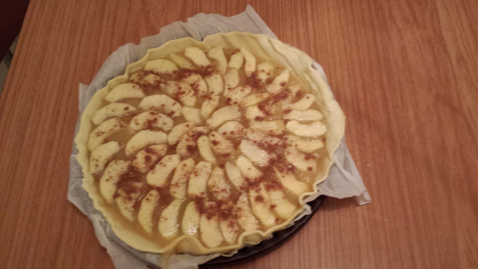 Samsung Galaxy S4 sample photo. Apple pie, kitchen, pastries photography