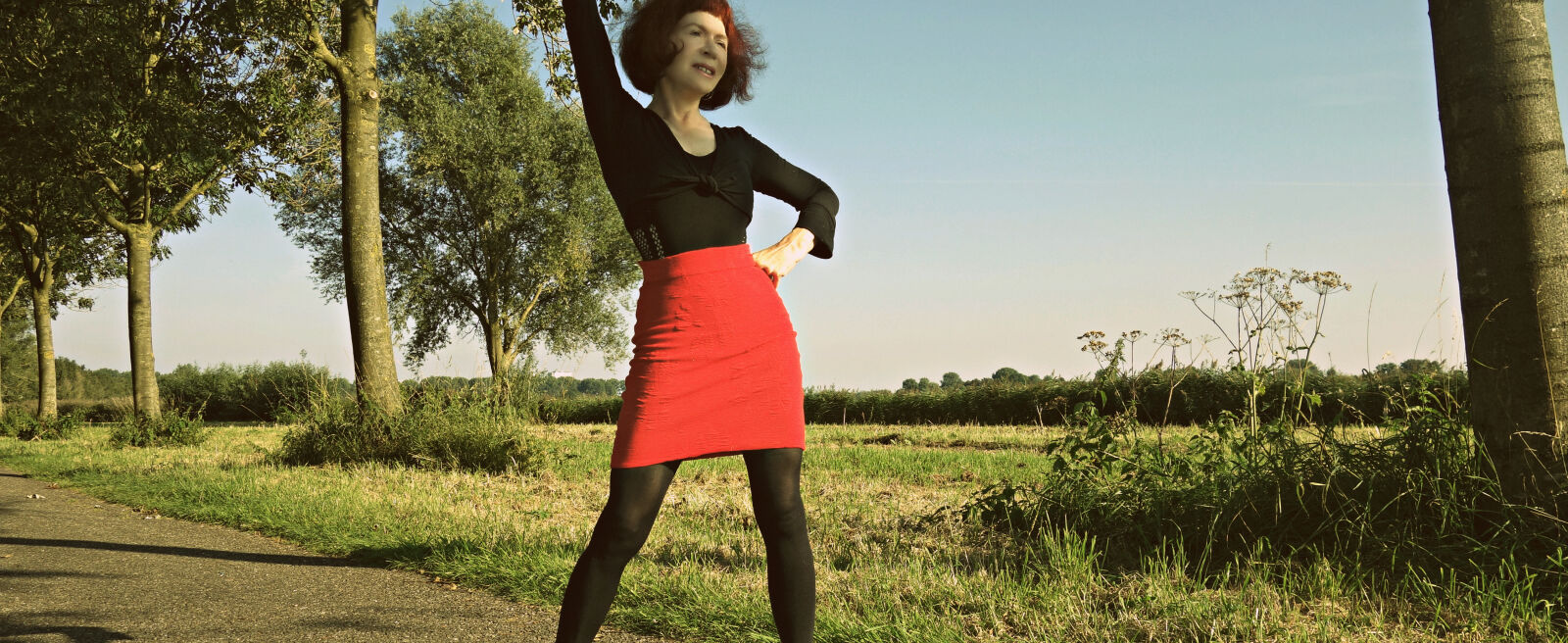 Sony Cyber-shot DSC-RX100 sample photo. Black, top, challenging, fashion photography