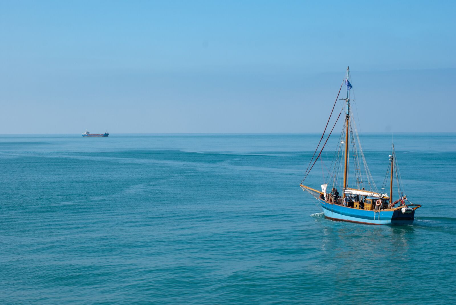 Nikon D80 sample photo. Sea, boat, blue photography