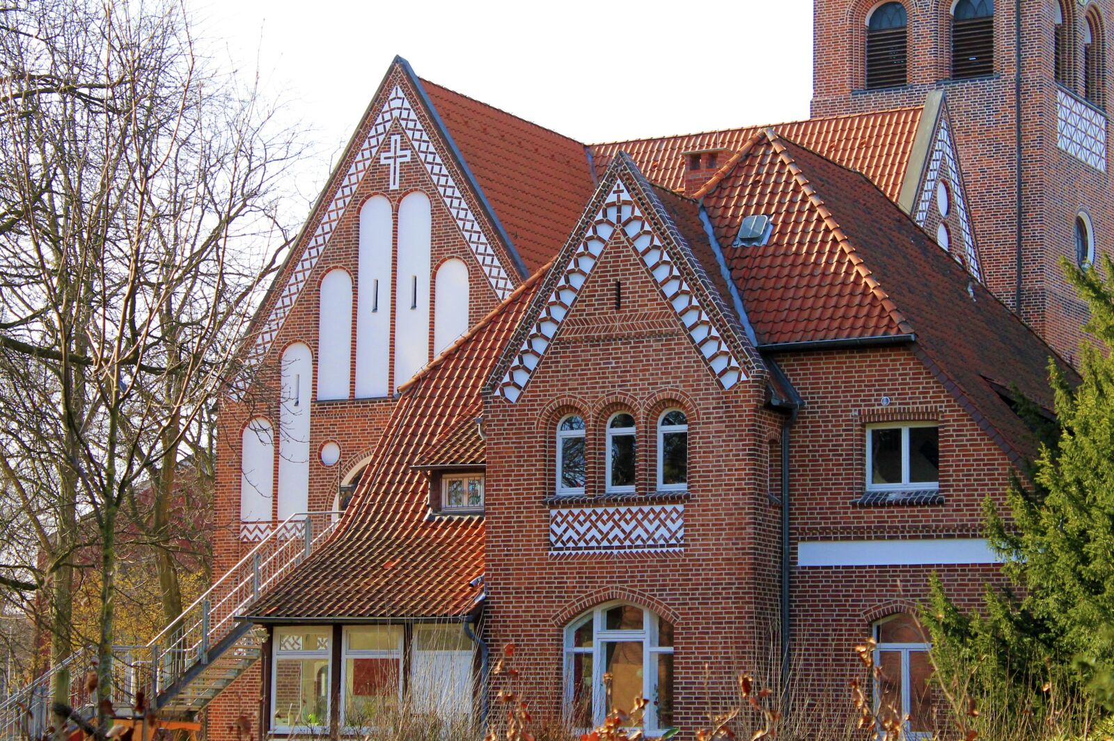 Canon EOS 1100D (EOS Rebel T3 / EOS Kiss X50) sample photo. Church, building, germany photography