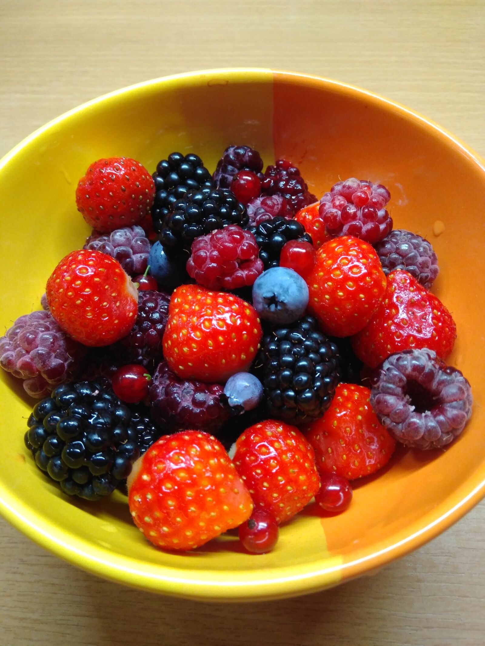 Xiaomi Redmi 4 Pro sample photo. Fruit, berries, food photography