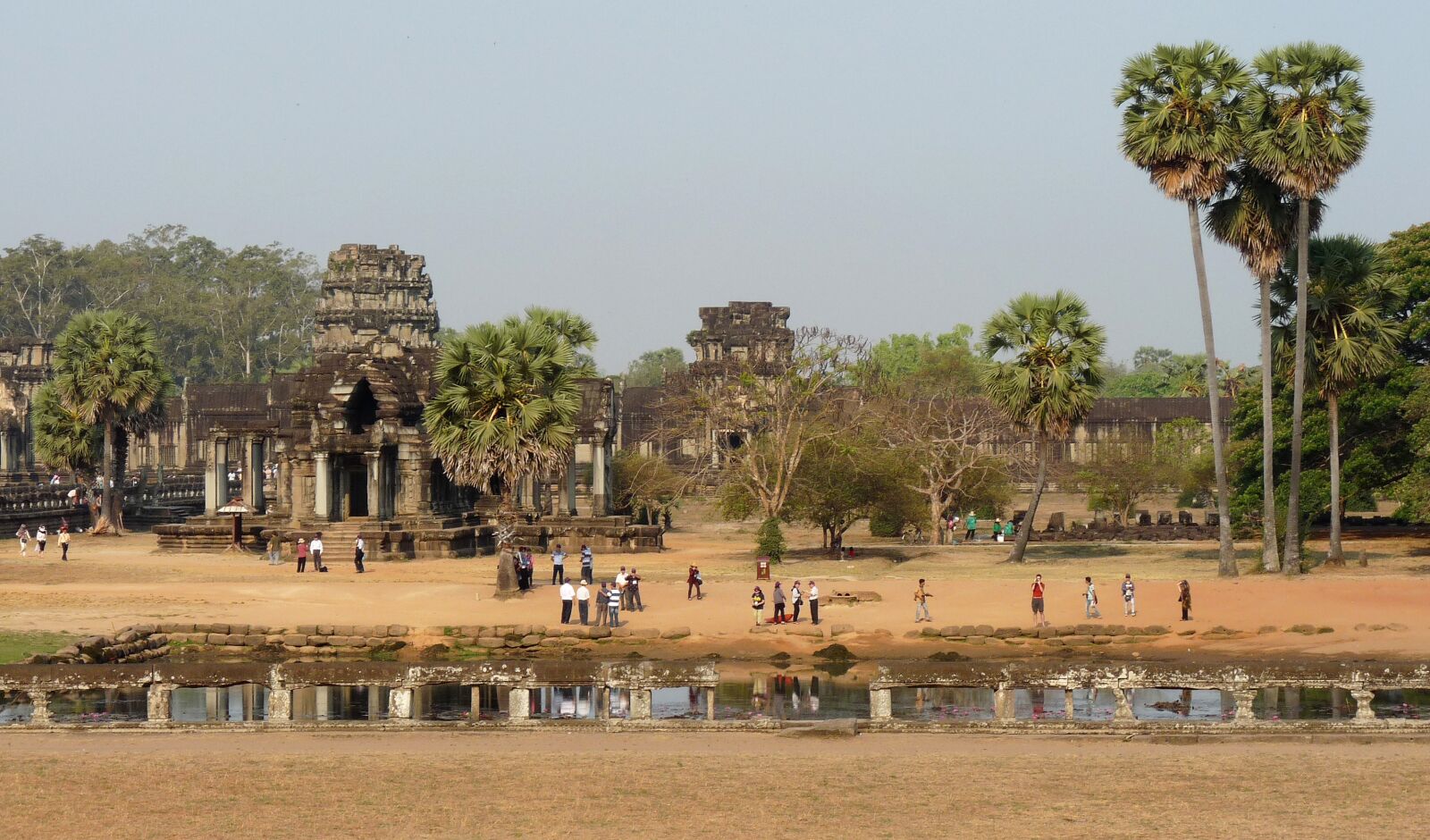 Panasonic Lumix DMC-FZ28 sample photo. Angkor, temple, cambodia photography