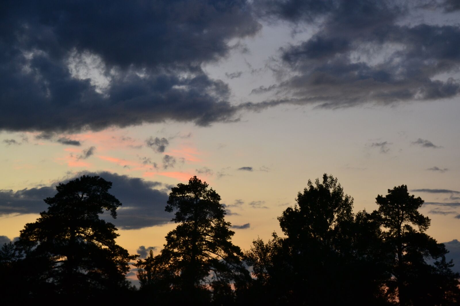 Nikon D3100 sample photo. Finnish, clouds, dark clouds photography