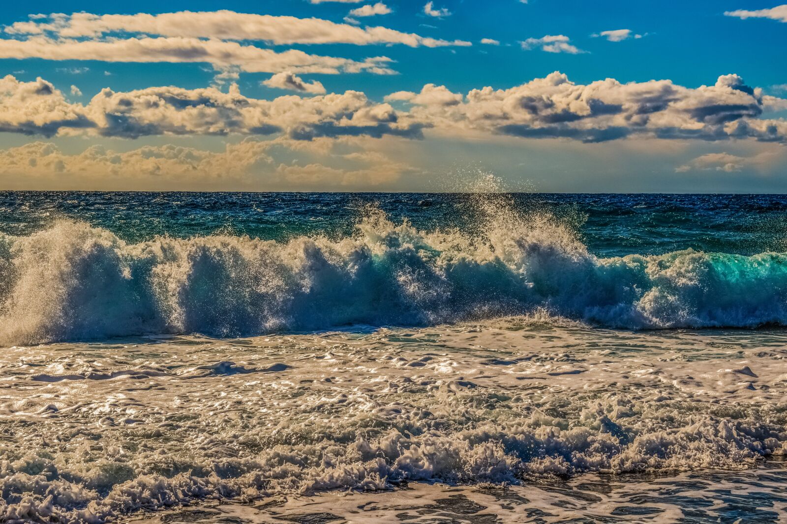 Nikon D3300 sample photo. Wave, foam, spray photography