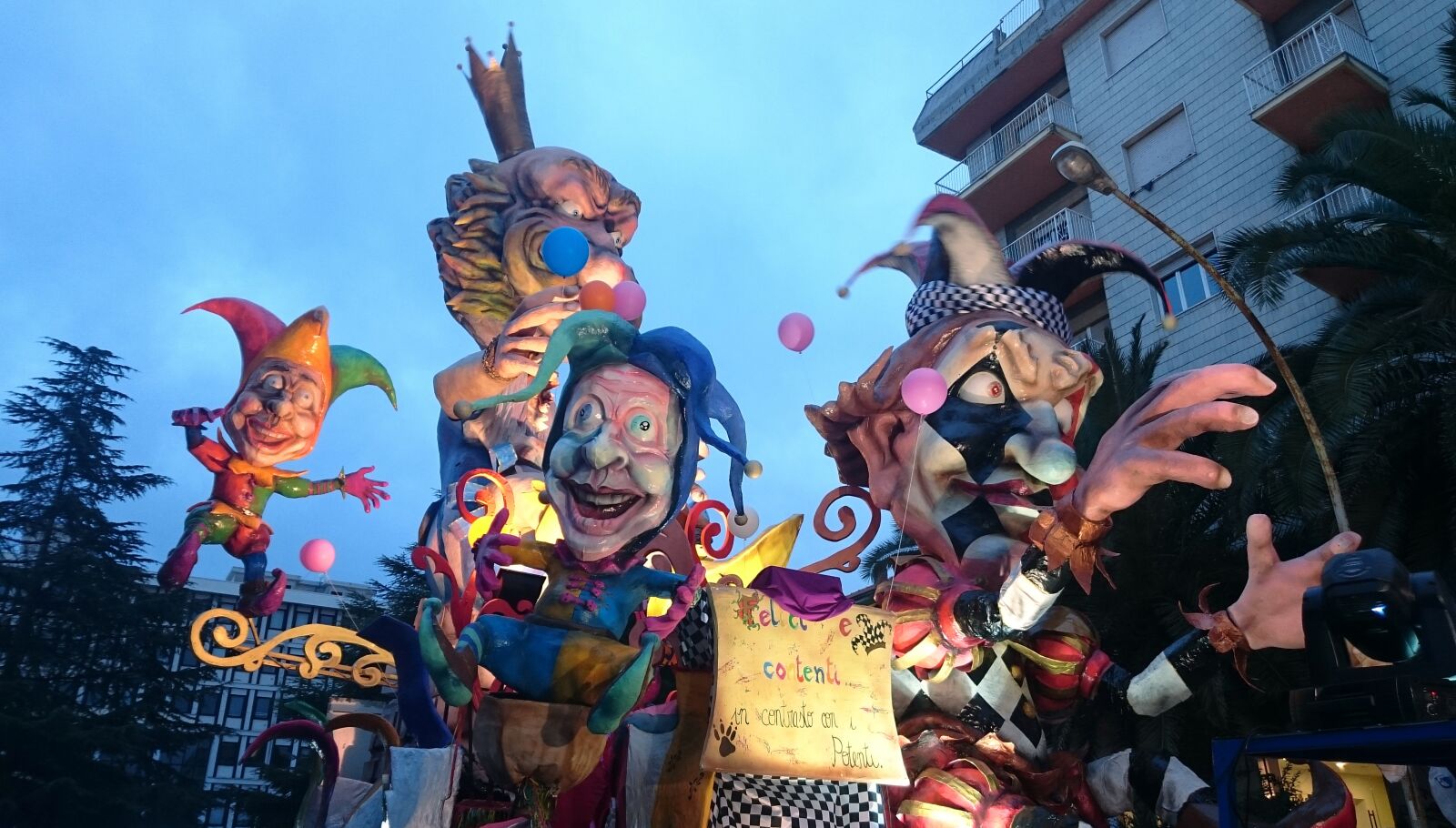 Sony Xperia Z3 sample photo. Carnival, parade, allegory photography