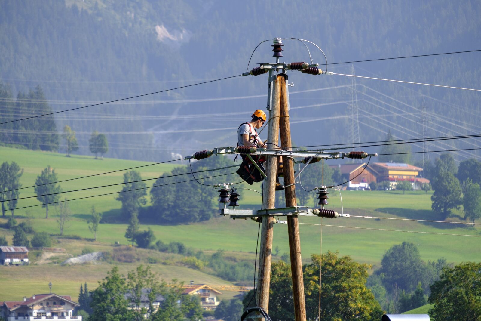 Fujifilm X-T2 sample photo. Electrician, craftsmen, workers photography