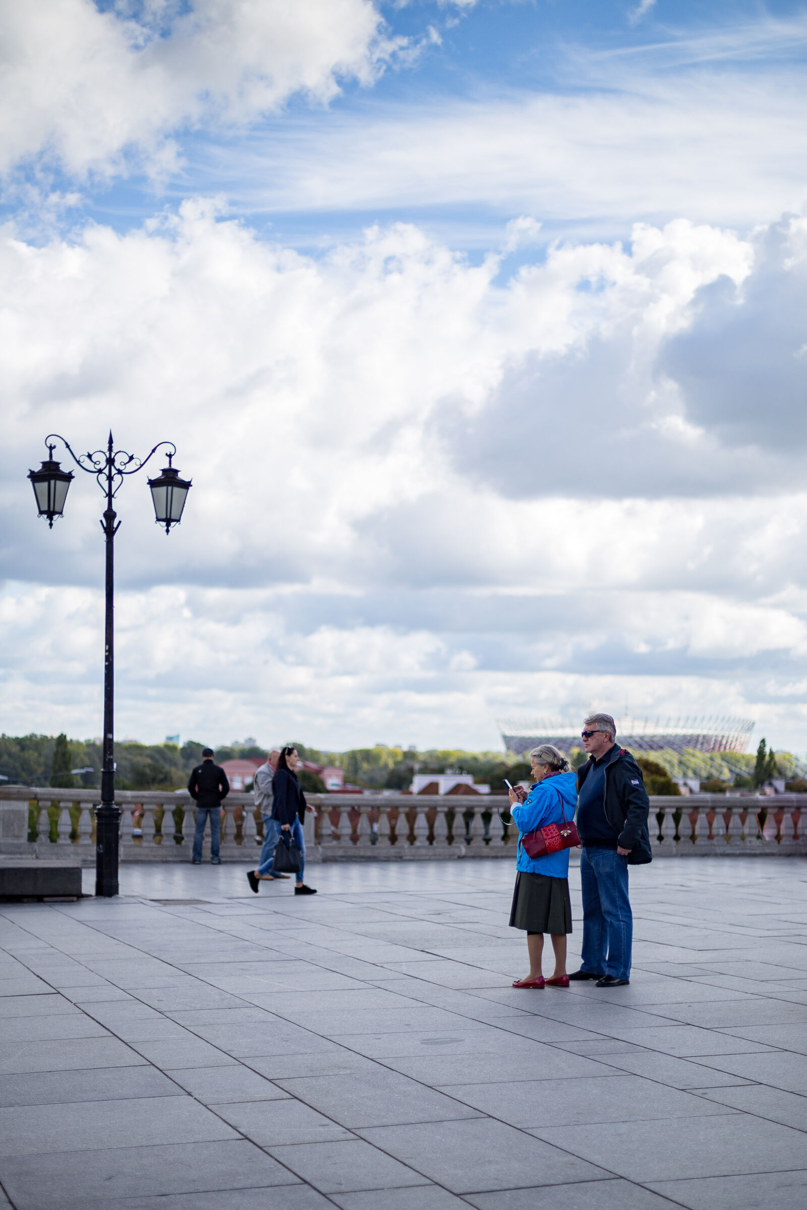 Canon EOS 6D + Canon EF 50mm F1.4 USM sample photo. City, cloud, clouds, couple photography