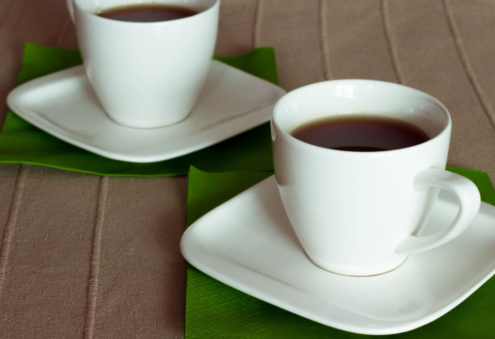 Canon EOS 100D (EOS Rebel SL1 / EOS Kiss X7) + Canon EF 50mm F1.8 STM sample photo. Tea, teacup, green photography